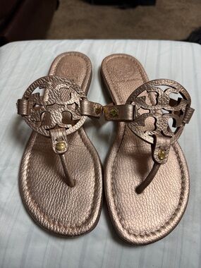 Tory Burch Metallic Rose Gold Leather Logo Thong Sandals